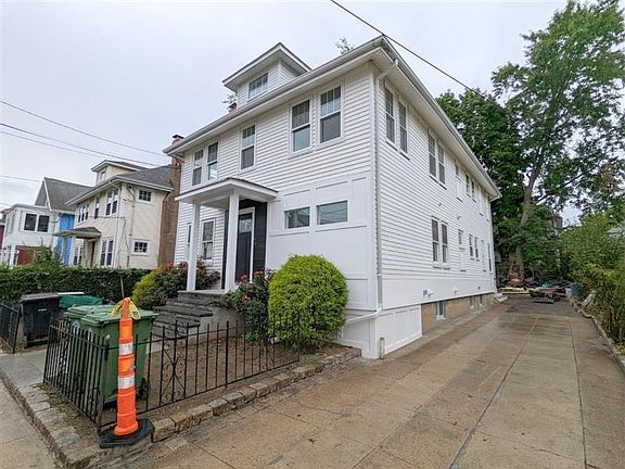 5th image of 32 Brimmer St