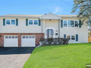 162 Grove Ave, Verona, NJ