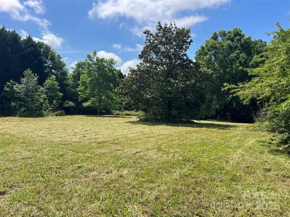 12087 Loving Rd, Midland, NC 28107