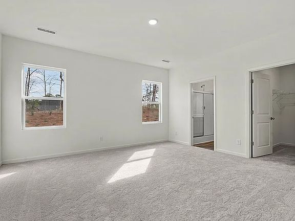 3rd image of 218 Stony Brook Dr