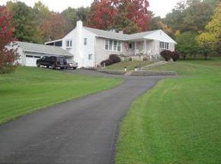 209 Meeker Rd, Vestal, NY 13850