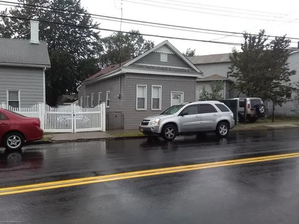 3146 Richmond Ter, Staten Island, NY 10303
