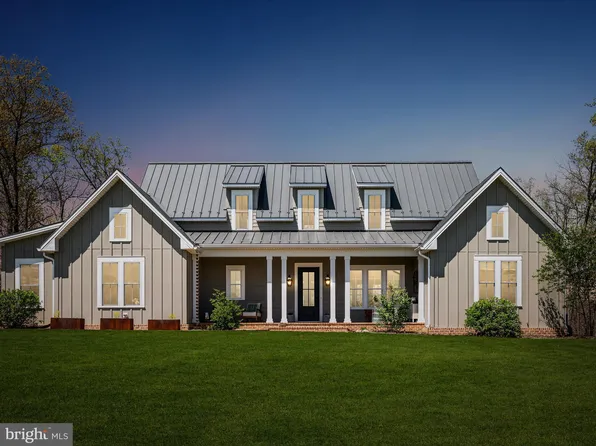 551 Jacksons Chase Dr, Middletown, VA 22645