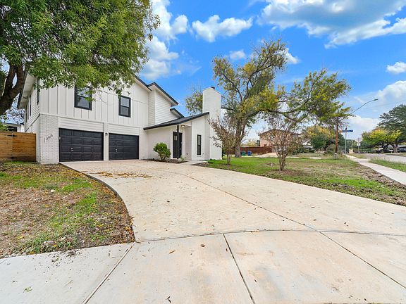 2nd image of 205 Downshire Dr