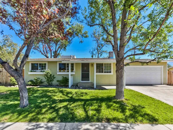 1311 Toiyabe Ave, Gardnerville, NV 89410