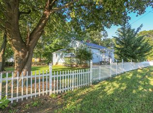 8 Stanley Rd, Garnerville, NY 10923