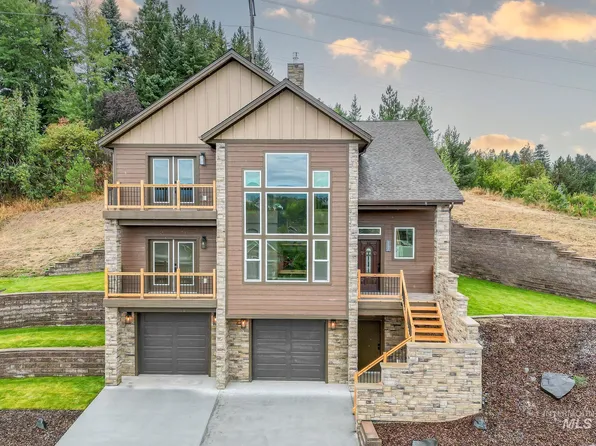 2503 Castleford, Moscow, ID 83843