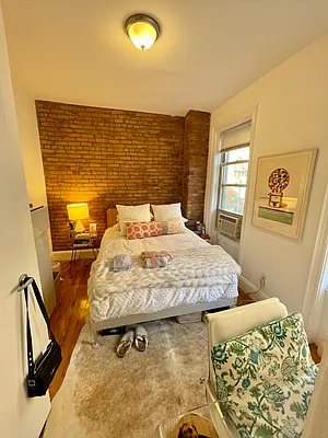 Rented by LJ Sloane Management | media 5