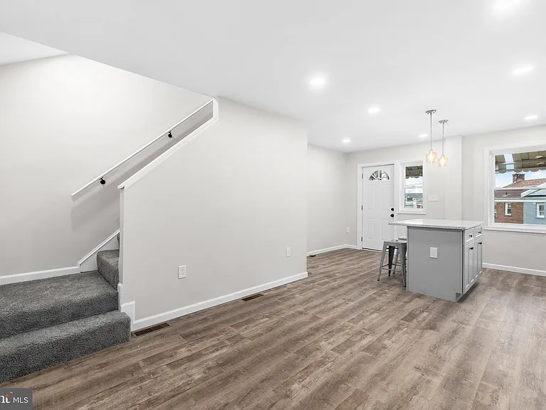 4686 A St SE — Photo 6