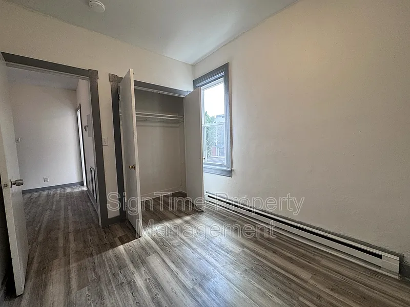 2 bed, 1.0 bath, 700 sqft, $950 — Photo 4
