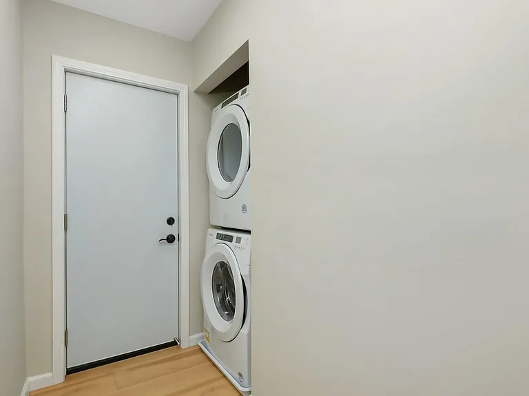1501 Pepper Dr — Photo 6