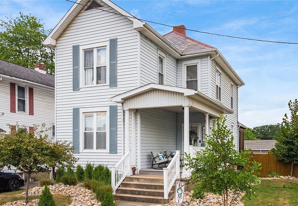 1st image of 555 Winton Ave