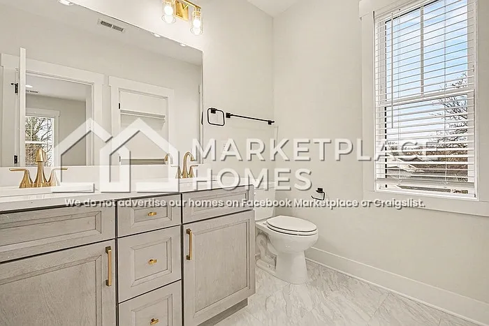 1034 E Trinity Ln #A — Photo 19