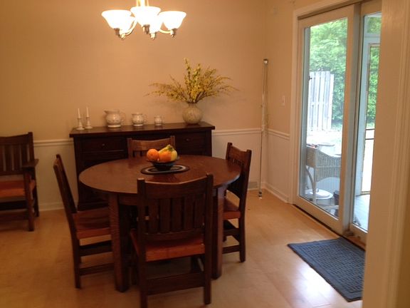 4th image of 2104 E Arden Dr