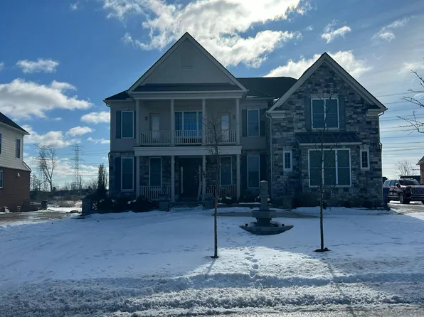 50754 Silverton Dr, Canton, MI 48187