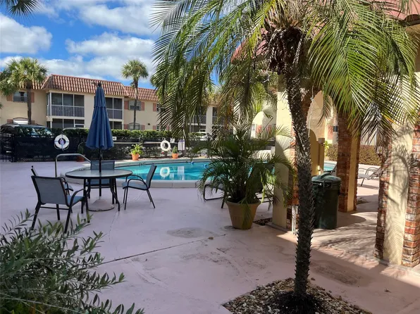 101 E Mcnab Road #306, Pompano Beach, FL 33060