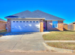 8029 Erryn Ln, Oklahoma City, OK 73135