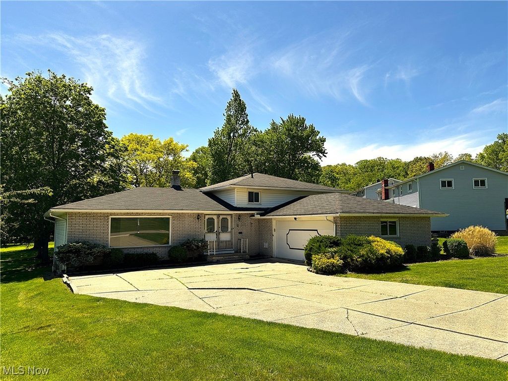 Real estate listing image
