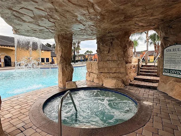 8977 Bismarck Palm Rd — Photo 18