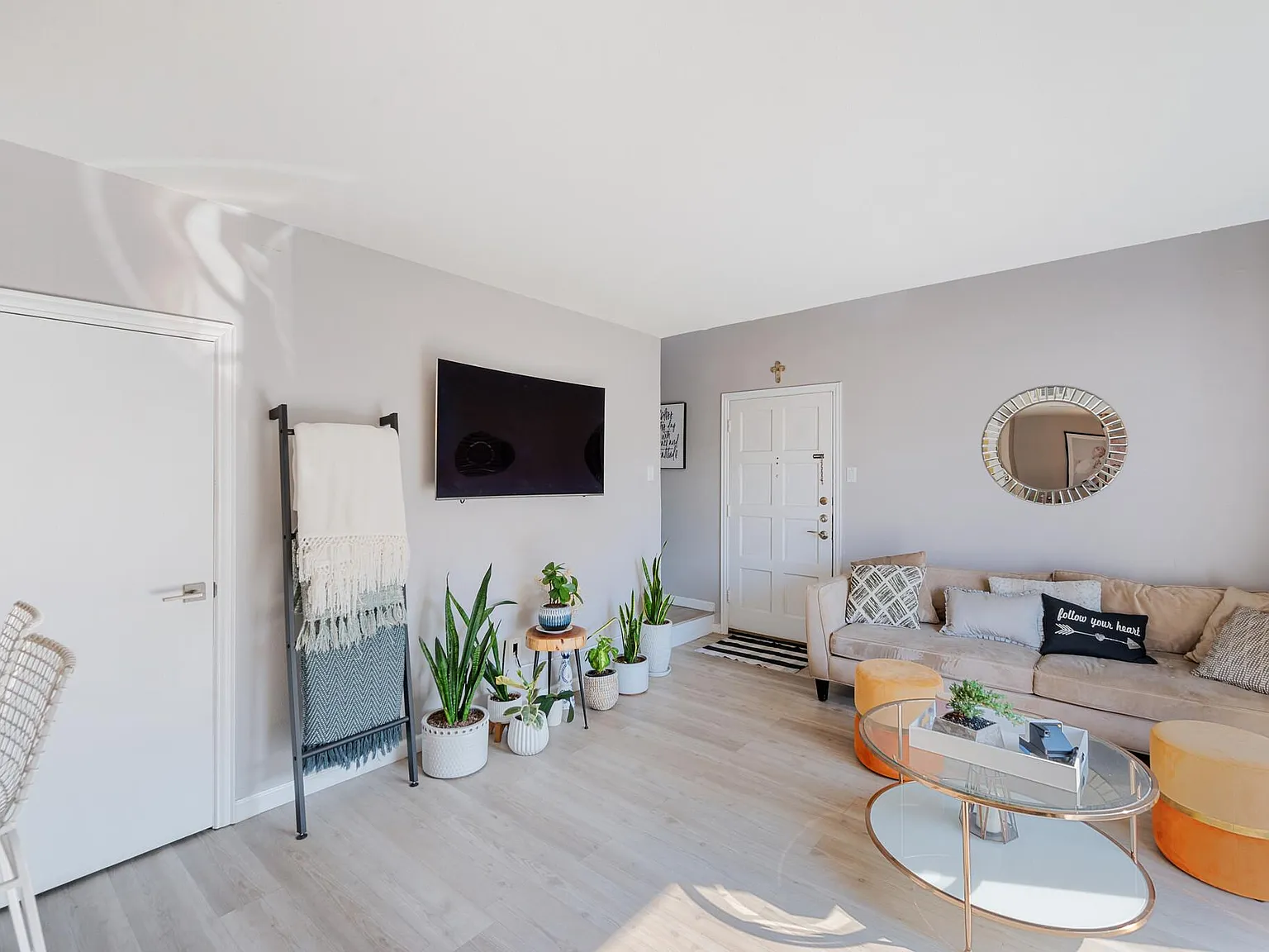 4211 Holland Ave — Photo 4