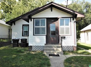1915 W 6th St, Sioux City, IA 51103