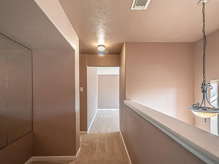7431 Riven Oaks Ct — Photo 34