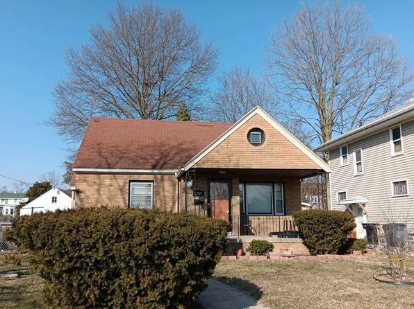 2515 Bonds Ave, South Bend, IN 46628
