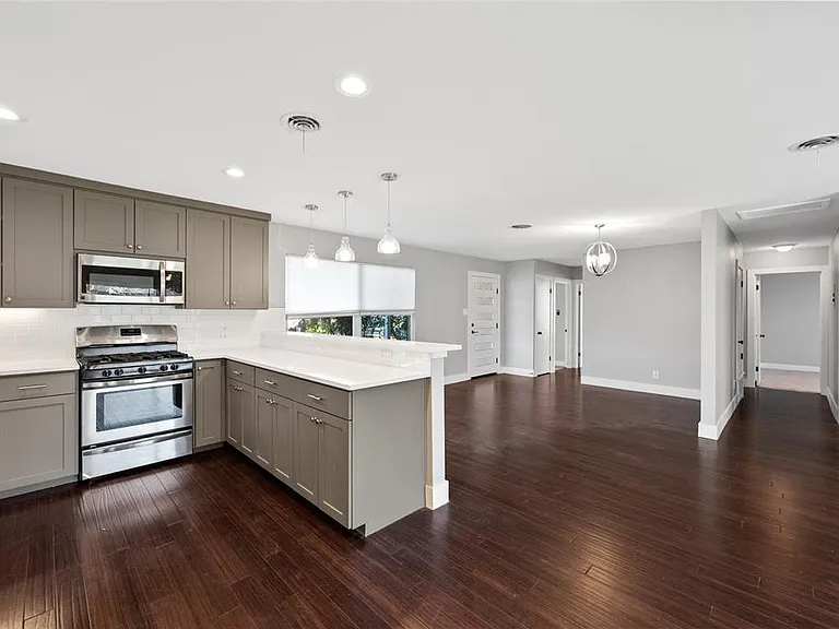 1305 Glenwood Dr — Photo 6