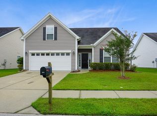 207 Loocock Dr, Goose Creek, SC 29445