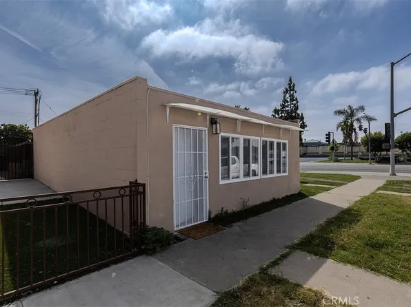 10952 Rose St, Stanton, CA 90680