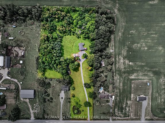 3rd image of 135 County Road 19 Rd