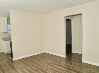 1817 W St APT 6, Sacramento, CA 95818