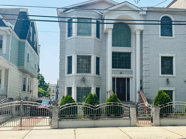 61 Prospect St, Jersey City, NJ 07307