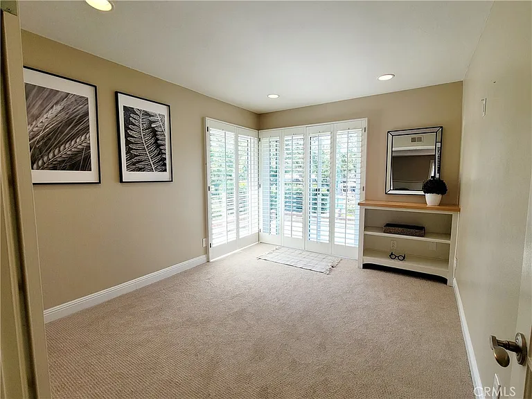 5155 Thorn Tree Ln — Photo 5