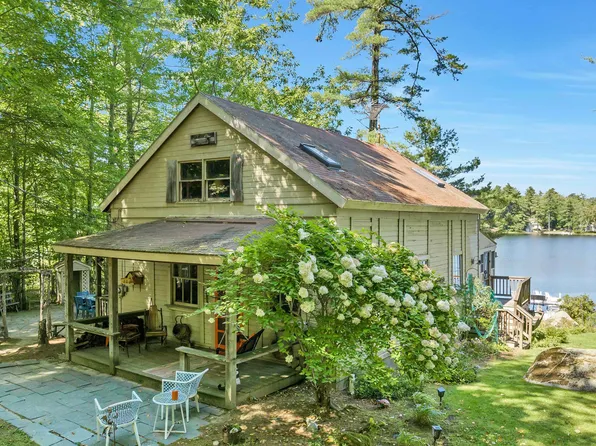 12 Church Lane, Tuftonboro, NH 03853