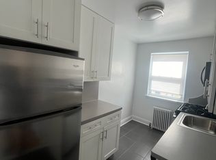22433 67th Ave #A, Oakland Gardens, NY 11364