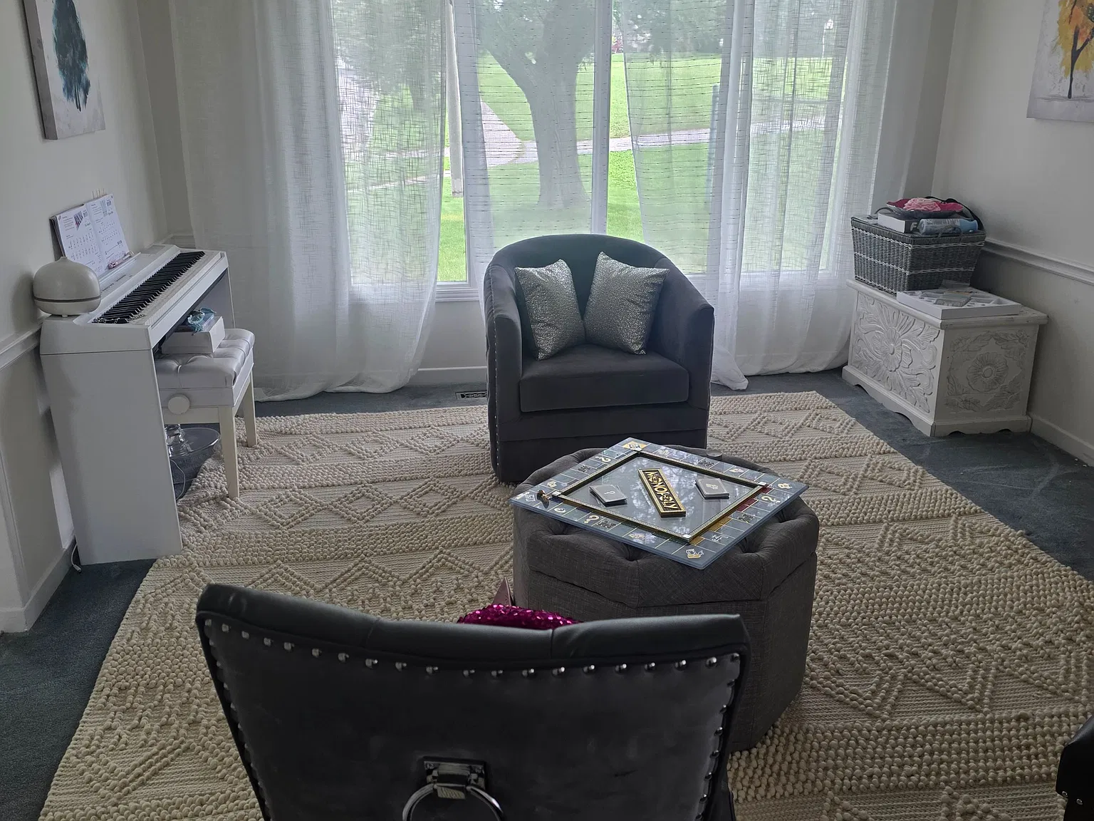 4 bed, $4,000 — Photo 2