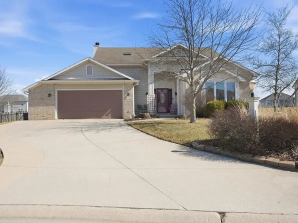 3113 Pinoak Ct, Fort Wayne, IN 46814