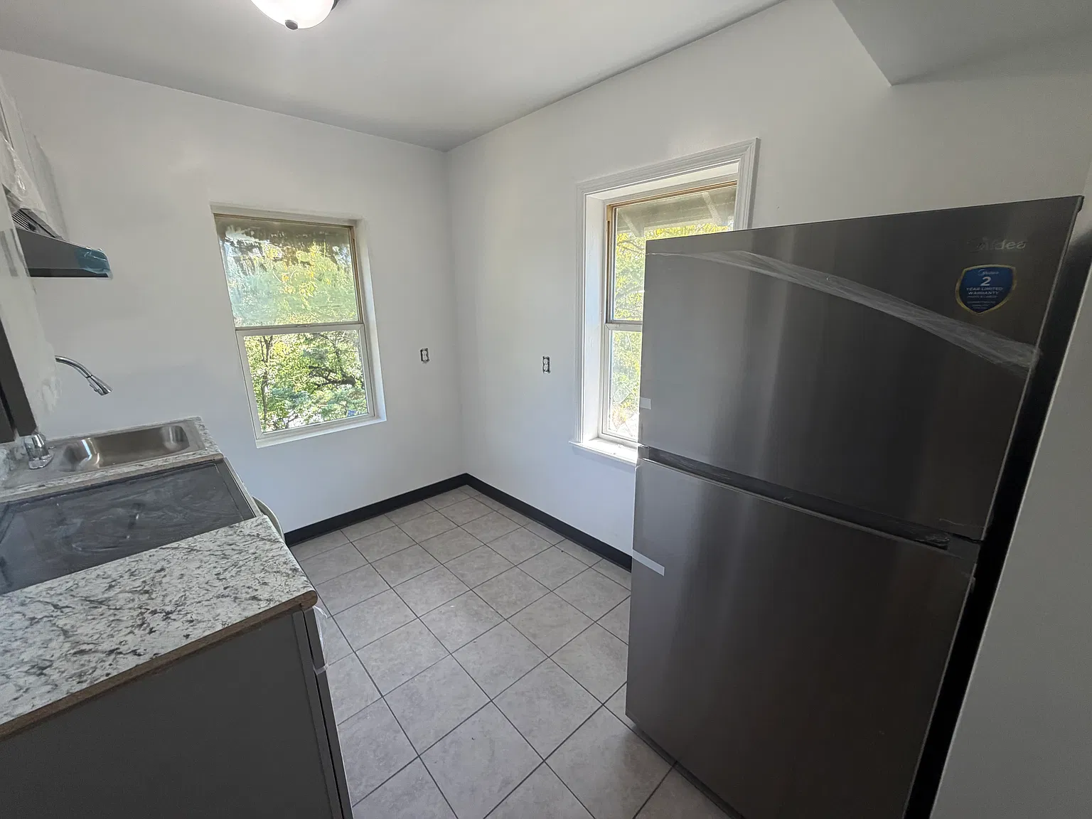 1 bed, $900 — Photo 4