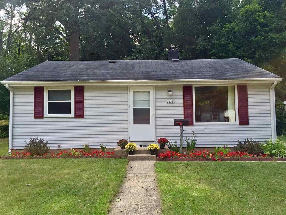 1st image of 2333 Hollywood Pl