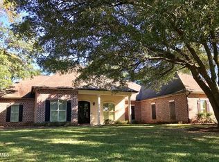7287 Dogwood Pl, Pass Christian, MS 39571