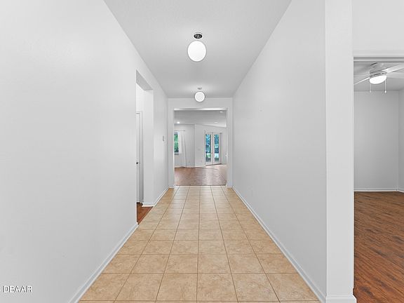 5th image of 17 Abacus Ave