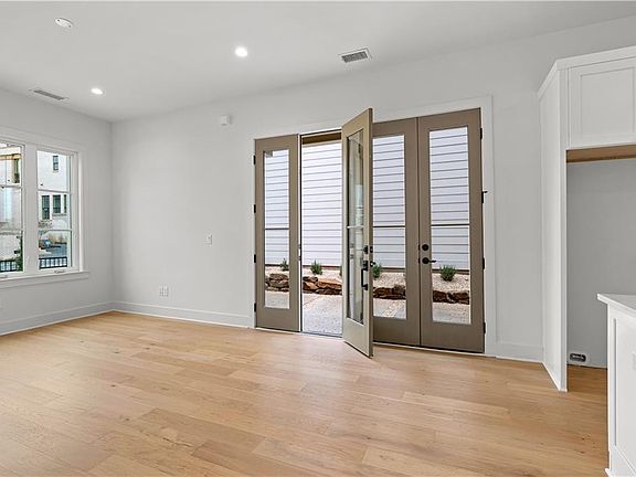 3rd image of 235 Rolison Way