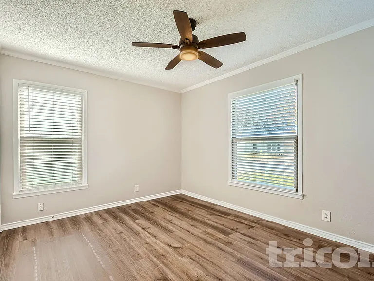 10630 Newcombe Dr — Photo 7