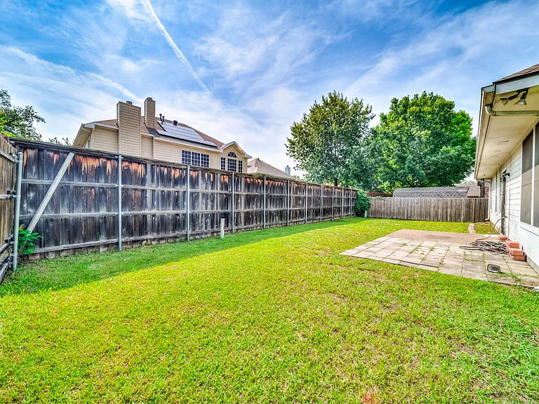 4618 Devonshire Dr — Photo 35