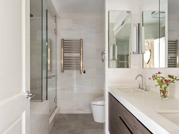 300 East 77th Street image 9 of 19