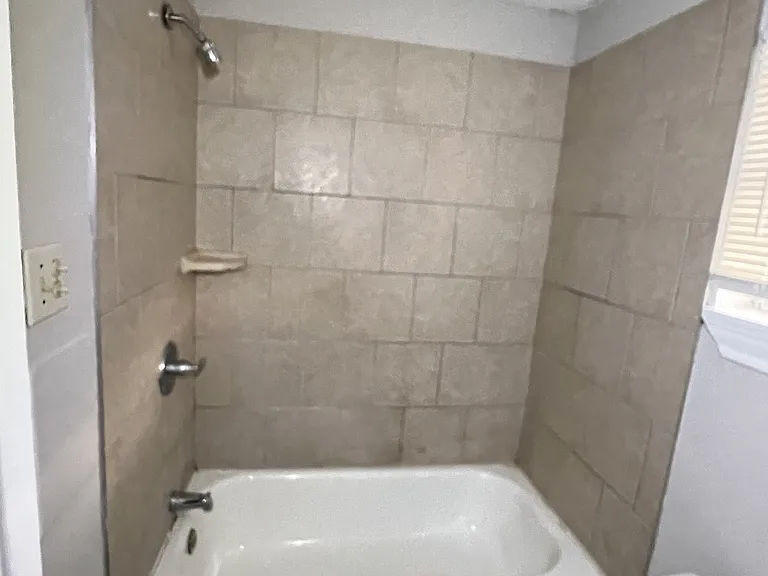 1625 Columbus Ave #B — Photo 8