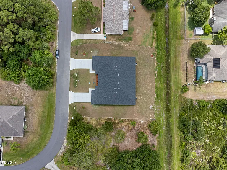 2310 Madrid Ave SE — Photo 26