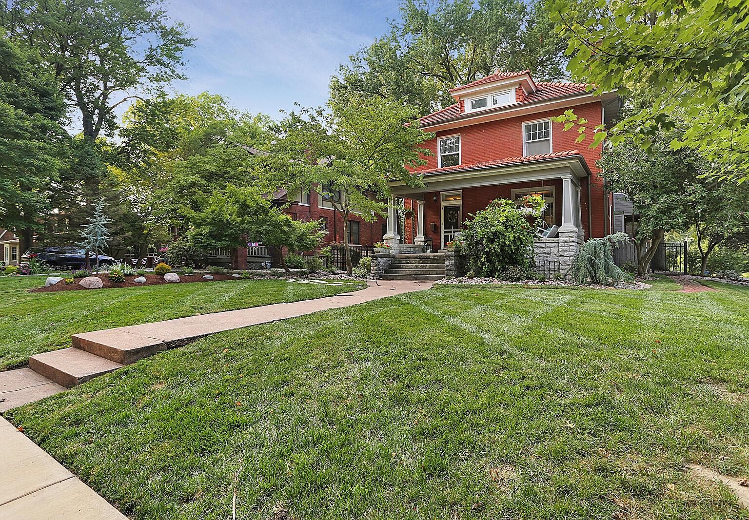 1301 Saint Louis St, Edwardsville, IL 62025 Zillow