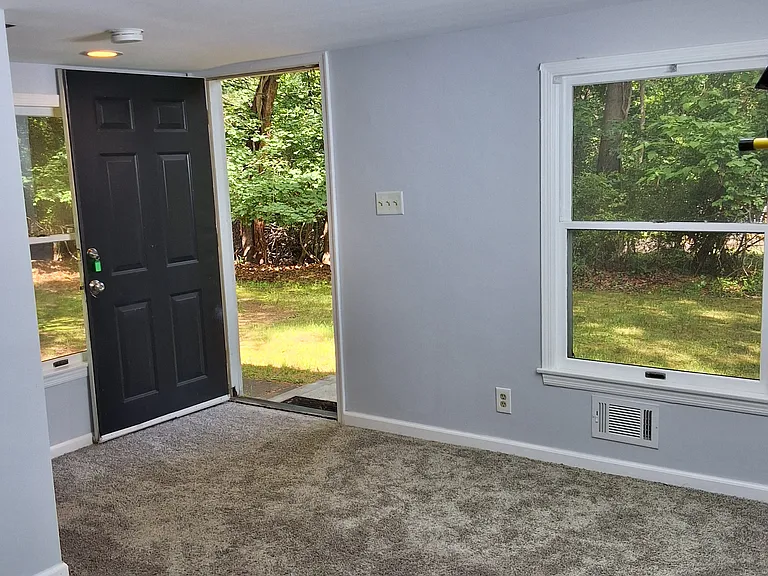 64 Washington Ave #B — Photo 11